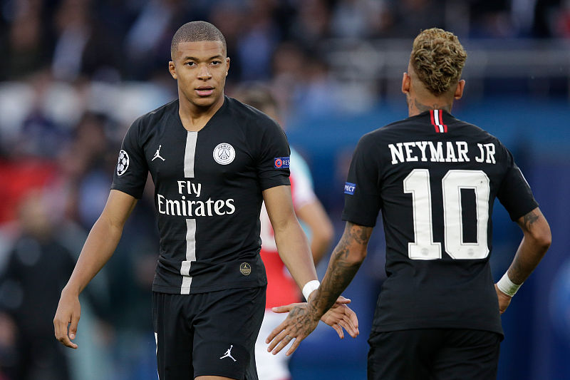 在足球赛场 在足球赛场