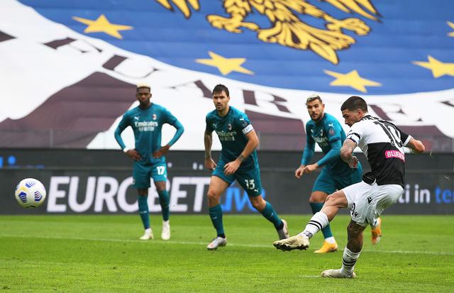 她几次防守 她几次防守