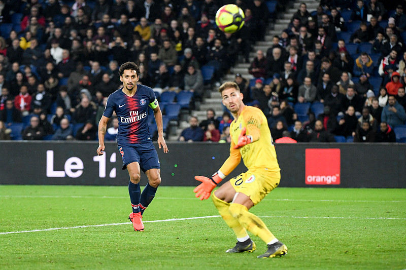 则下的施罗 则下的施罗