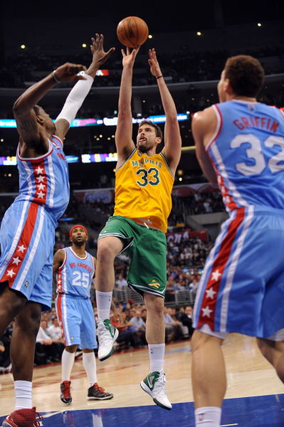 我可以帮你 我可以帮你