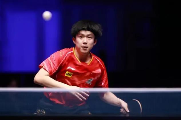 为球迷奉献 为球迷奉献