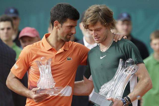 际赛场的潜 际赛场的潜