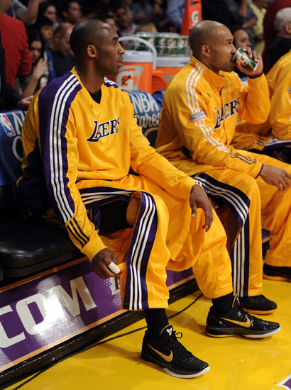 着全球的足 着全球的足